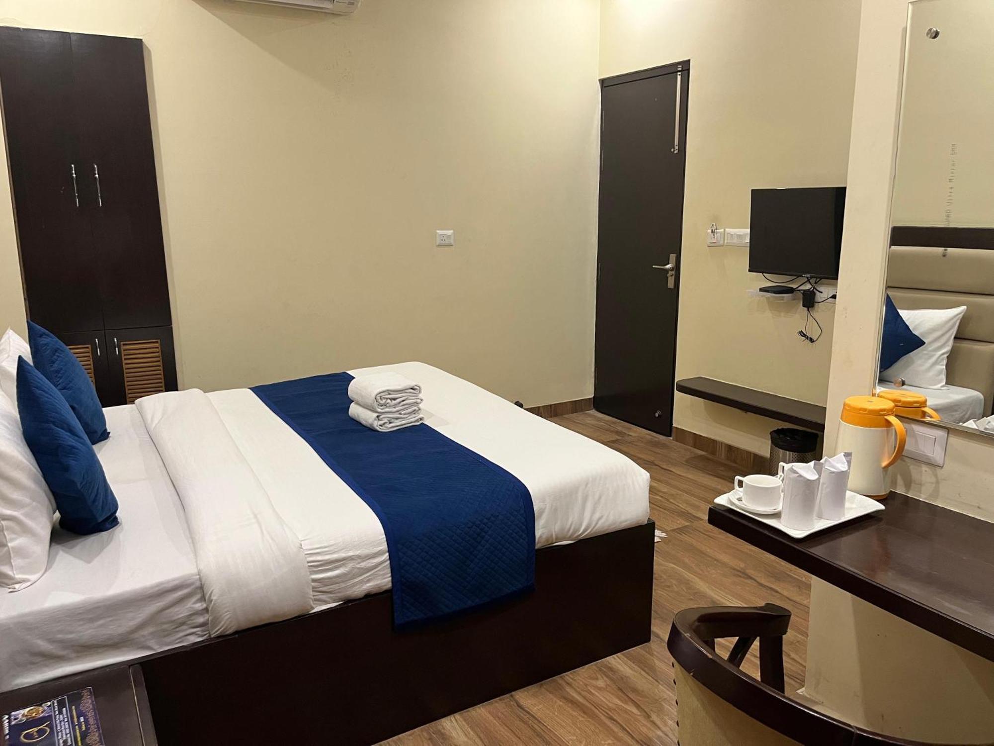 Hotel Mayur Palace Agra  Zewnętrze zdjęcie